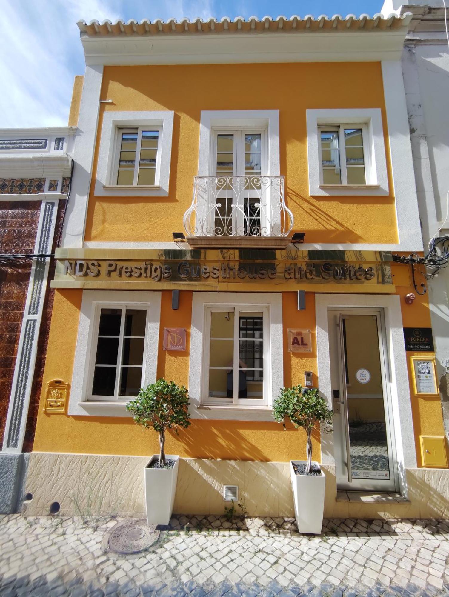 Rocha Prestige - Guest House And Suites 포티마오 외부 사진