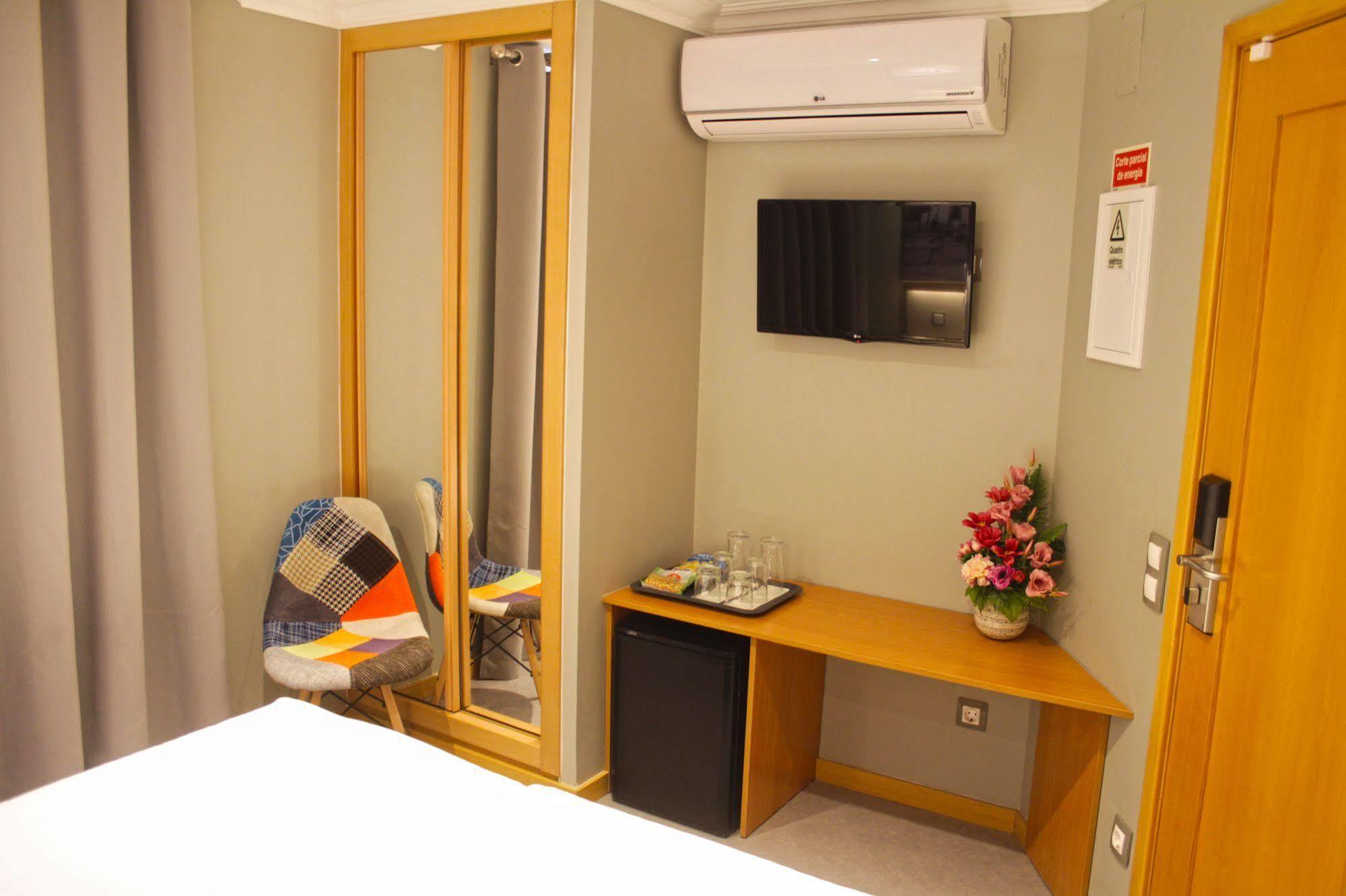 Rocha Prestige - Guest House And Suites 포티마오 외부 사진