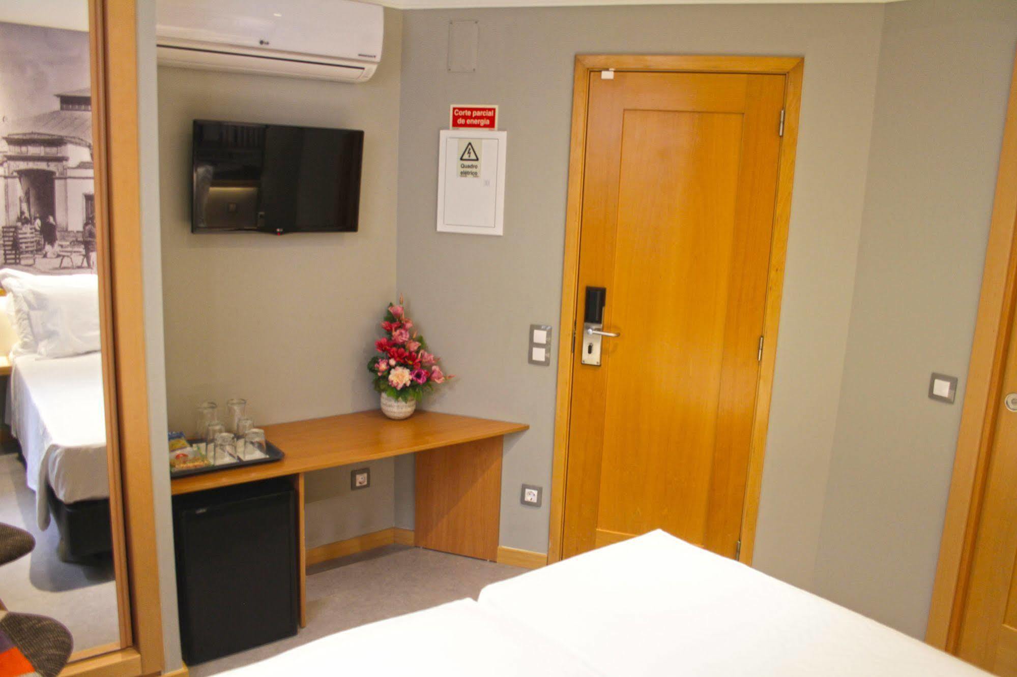 Rocha Prestige - Guest House And Suites 포티마오 외부 사진